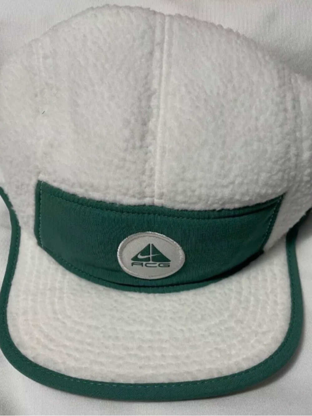 Nike ACG White Sherpa Cap with Green Trim
